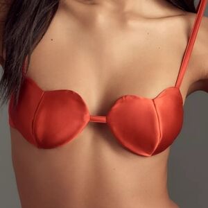 NWT Anthropologie Structured Heart Bra